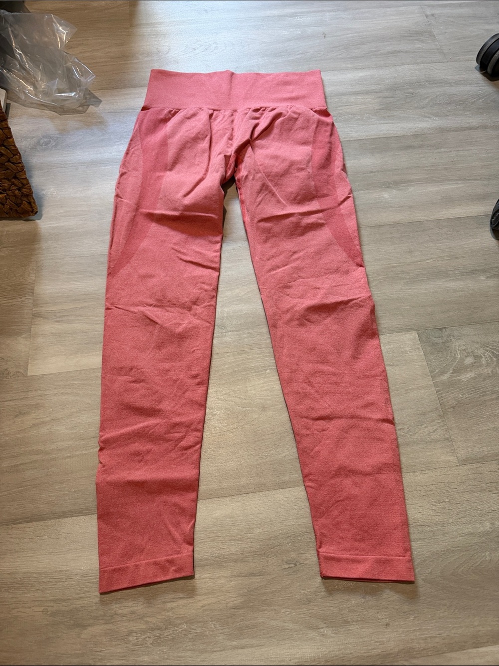 NVGTN Coral High-Waist Leggings size medium